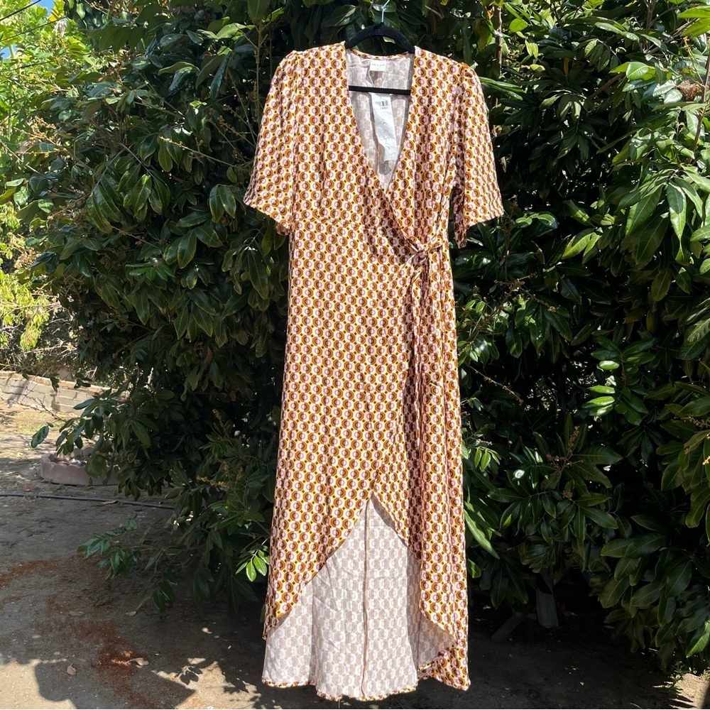 NWT SILK &‎ SALT white brown pink geo print short sleeve wrap maxi dress